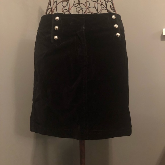 White House Black Market Dresses & Skirts - White House Black Market Velvet Skirt sz 4 White House Black Market Dresses & Skirts - White House Black Market Velvet Skirt sz 4